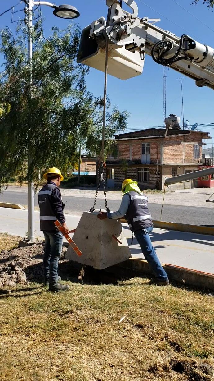 base piramidal de concreto